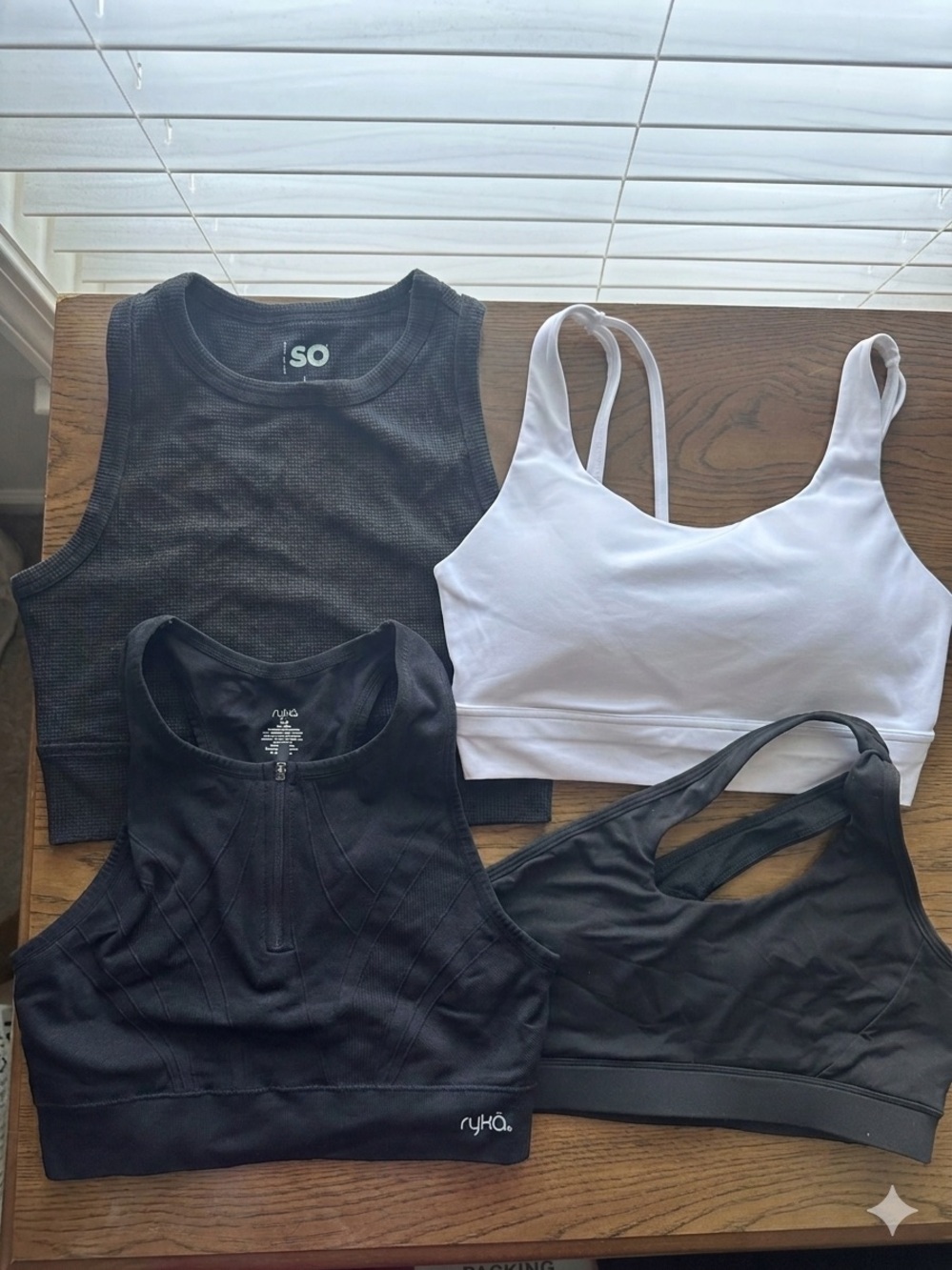 WOMEN'S ATHLETIC ACTIVEWEAR TOP BUNDLE: GYM YOGA WORKOUT size L runs small S-M